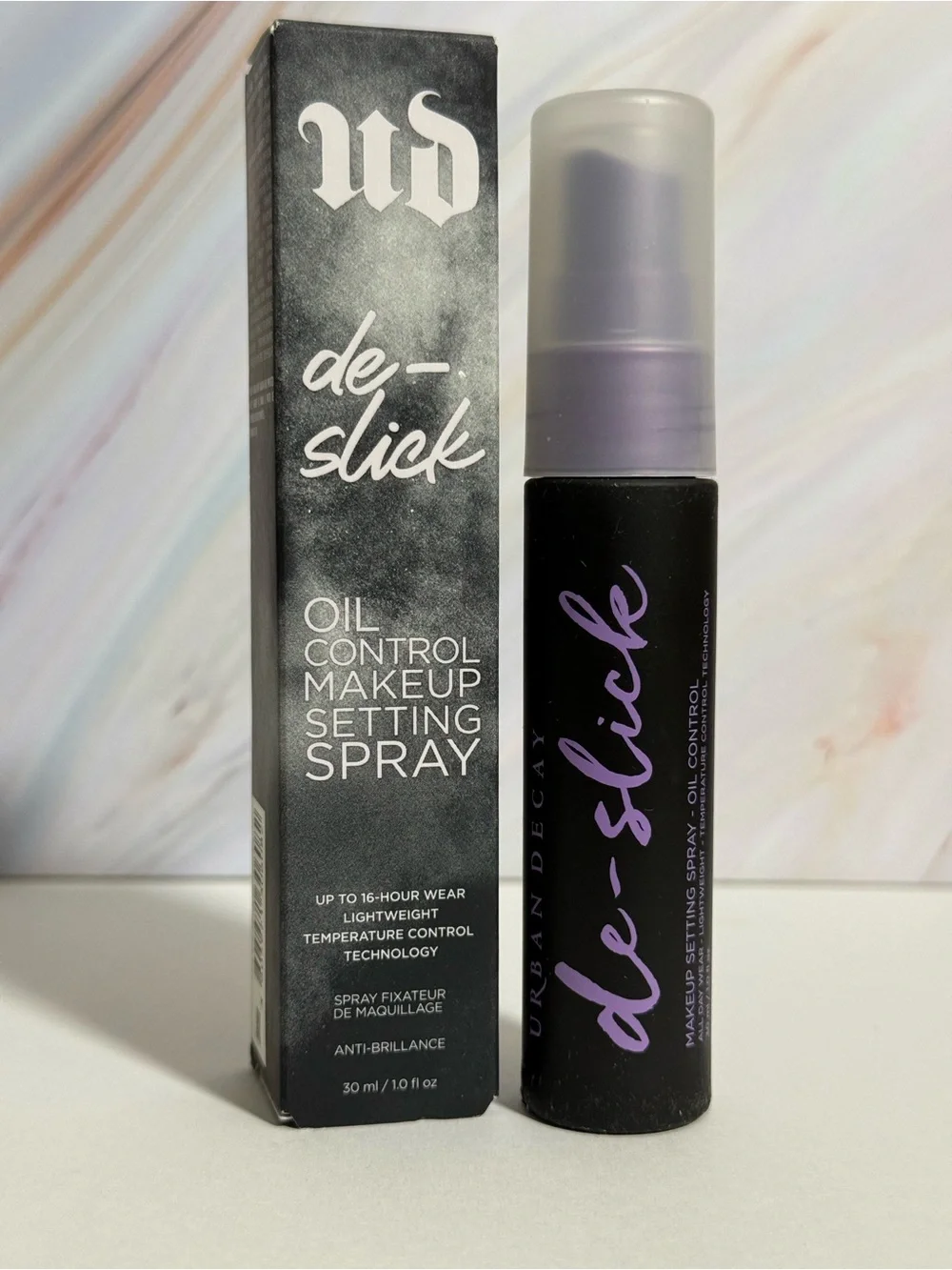 Urban Decay de-slick Oil Control Makeup Setting Spray Travel Size